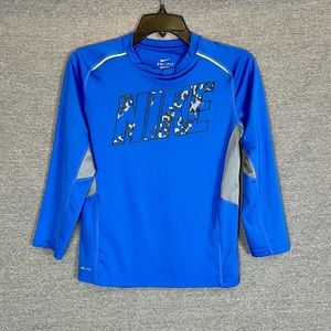 Boys Nike Dri Fit Long Sleeve Active Tee - Size M